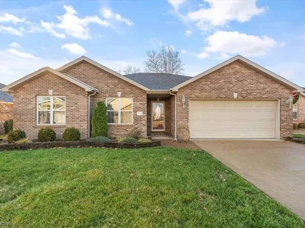 709 Putnam Pl, Belpre, OH 45714