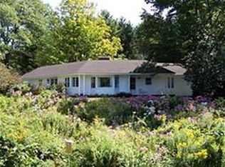 127 Kinsman Rd, Fitchburg, MA 01420