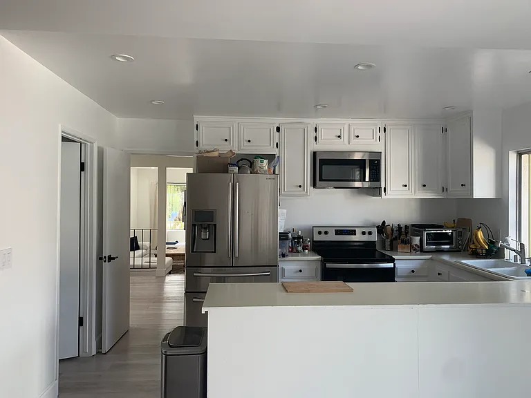 5128 Lindblade Dr — Photo 8