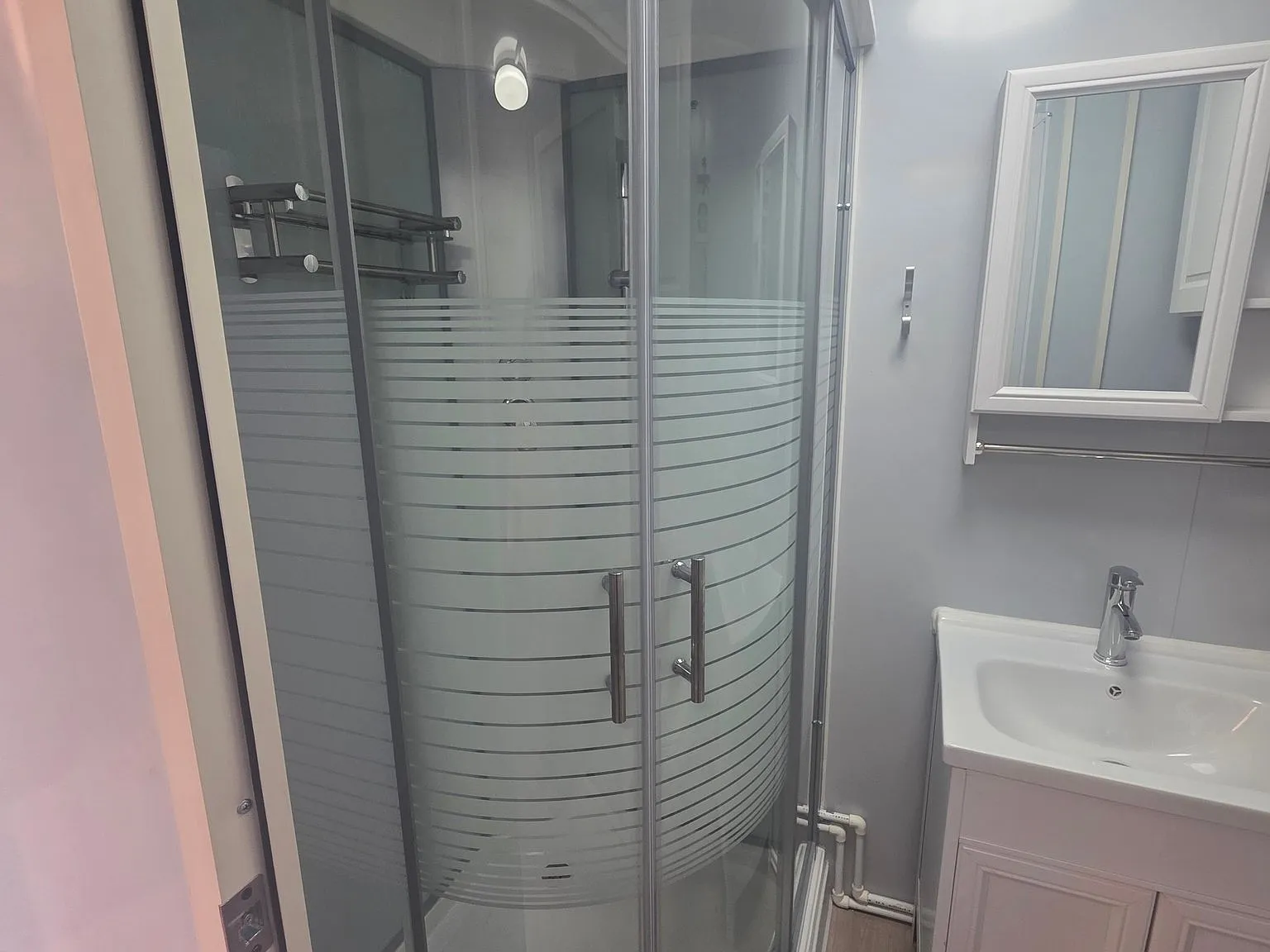 Studio For Rent — Photo 4