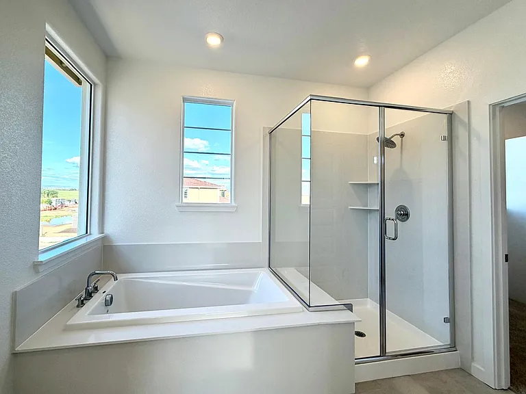 3432 Edington Dr — Photo 35