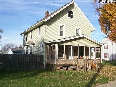1st image of 223 1st St W