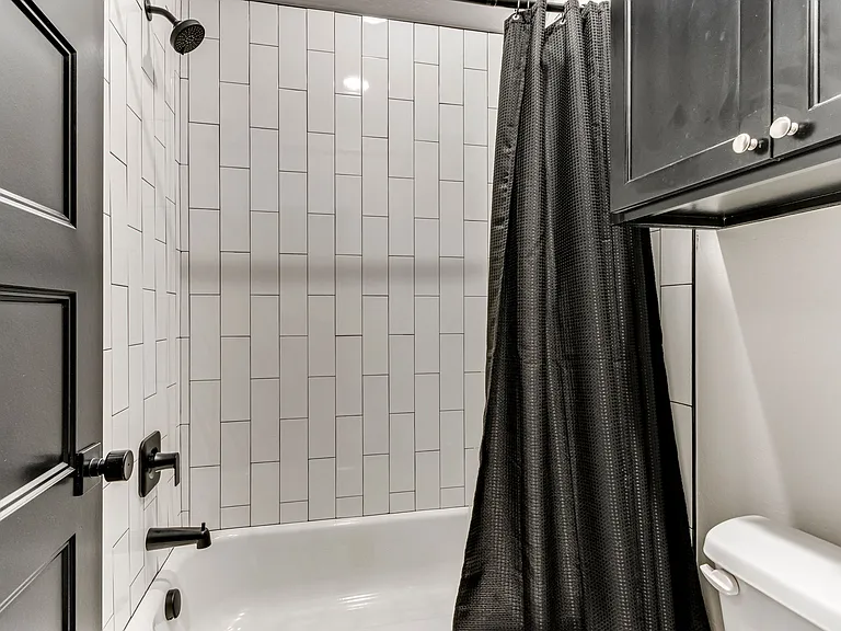 7404 NW 159th Ter — Photo 33
