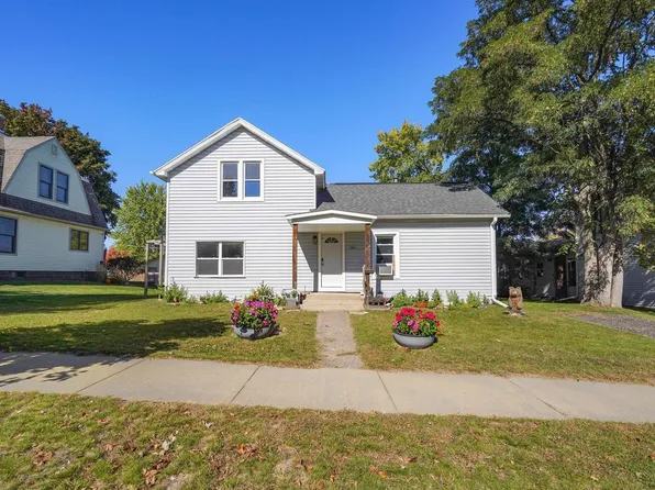 305 W Foster STREET, Tomah, WI 54660