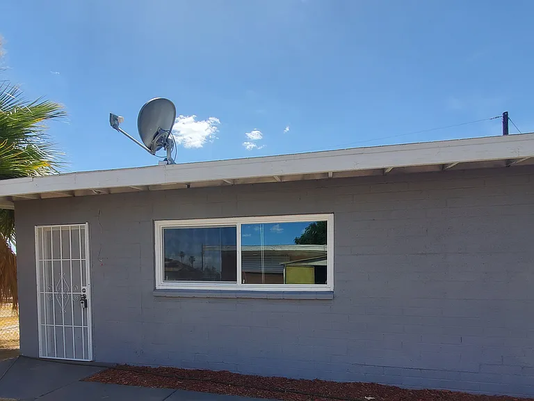 1209 Cunningham Dr #2 — Photo 3