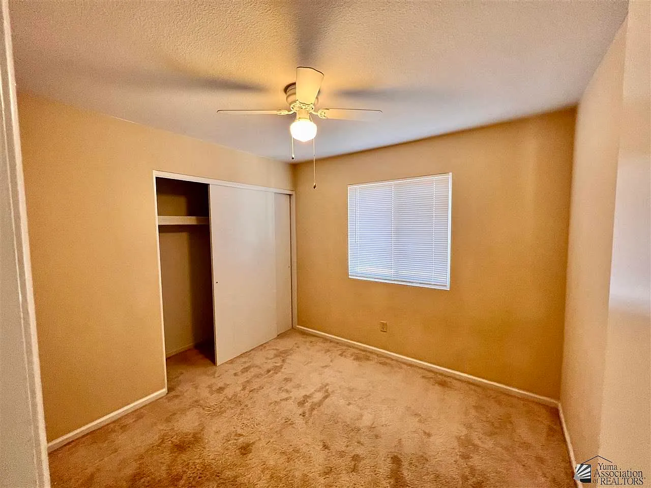 4 bed, 2.0 bath, 1240 sqft, $1,600 — Photo 4