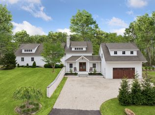 32 Cove Rd, Southampton, NY 11968