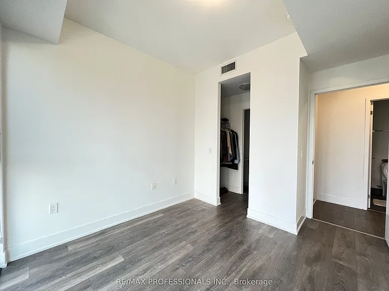 2916 Highway 7 Rd — Photo 8