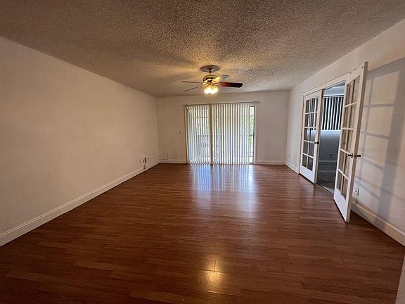 3rd image of 6332 Newtown Cir #32B3