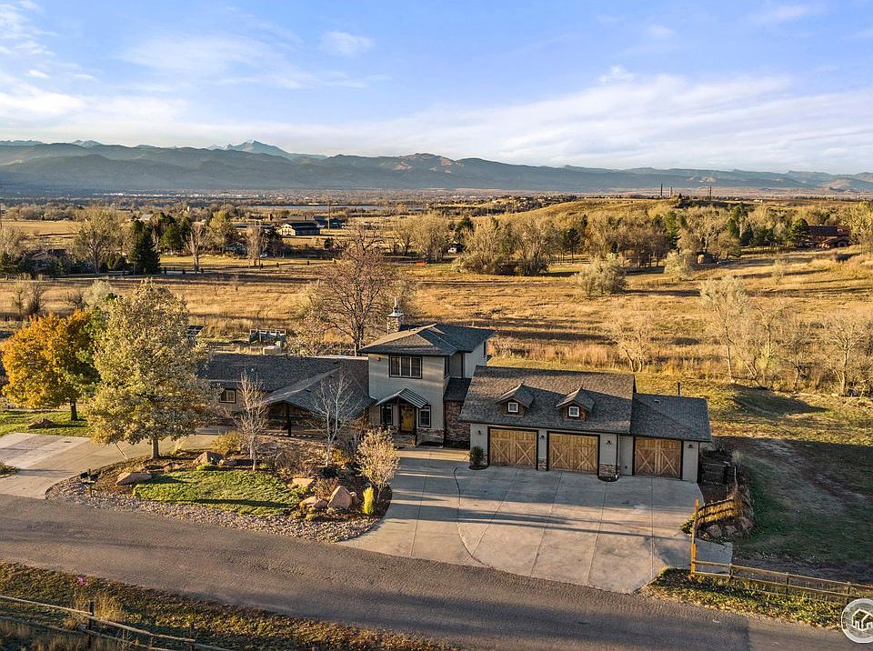 1st image of 895 Paragon Dr
