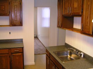 33 Perry Ave APT 6, Shelton, CT 06484