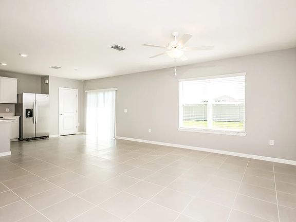 3rd image of 224 Woodsage Pl