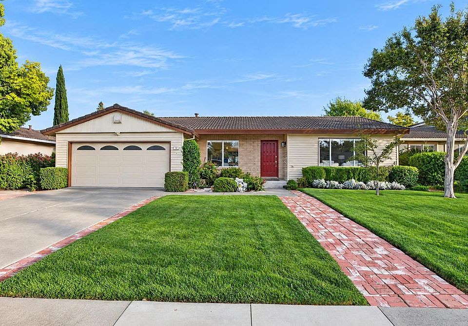 1st image of 442 Windward Way