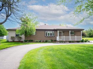 17285 Inkster Rd, Brownstown, MI 48174