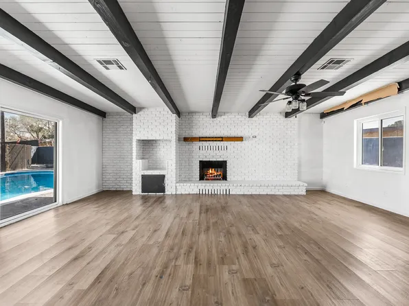 442 Lightcap St, Lancaster, CA 93535