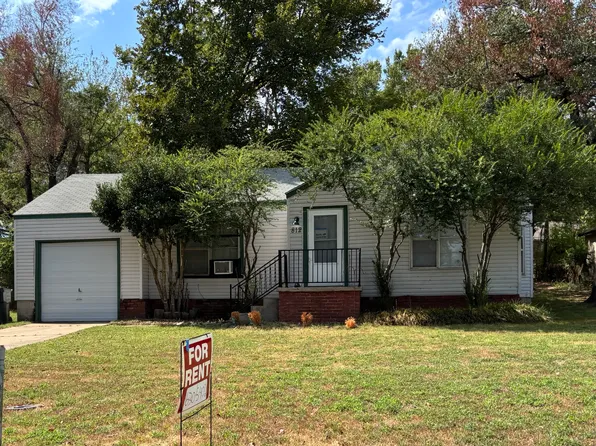 812 N 14th St, Collinsville, OK 74021