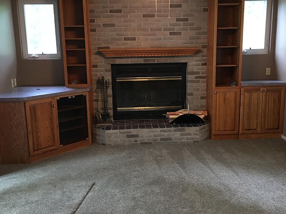 Wood burning fireplace