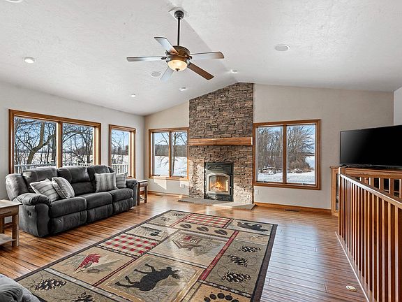 4th image of E0264 Church Rd