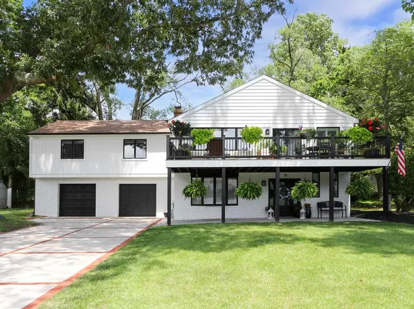 18 Berkley Ave, Linwood, NJ 08221