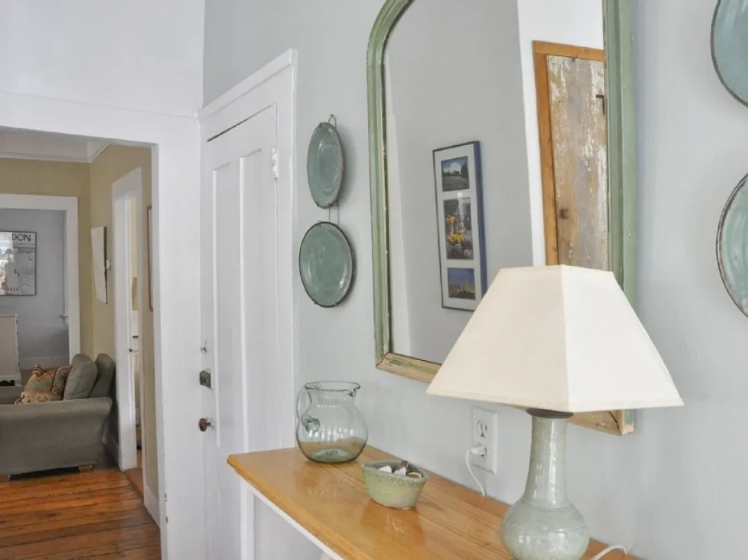28 Meadow St — Photo 3