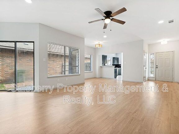 5th image of 809 Headwater Dr