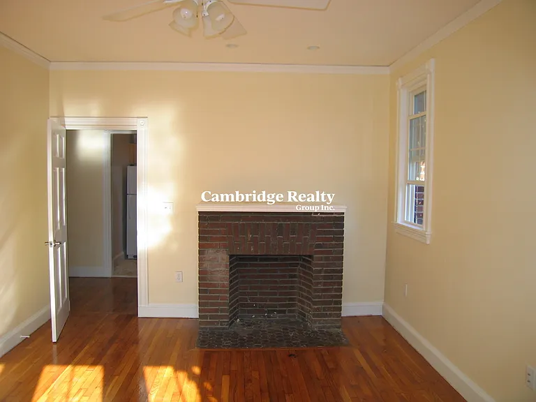 15 Glenville Ave #11T — Photo 5