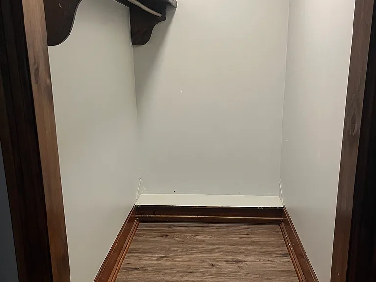 Walk in closet