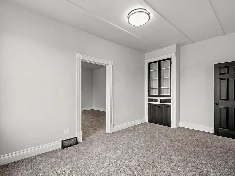 406 Boggs Ave — Photo 10