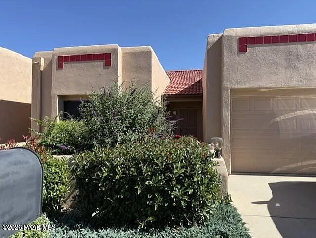 Building Photo - 2842 Ithaca Dr
