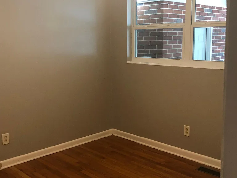 1858 Ivy Ln #1 — Photo 6