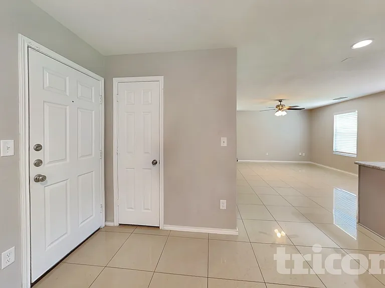 10718 Castello Cyn — Photo 4