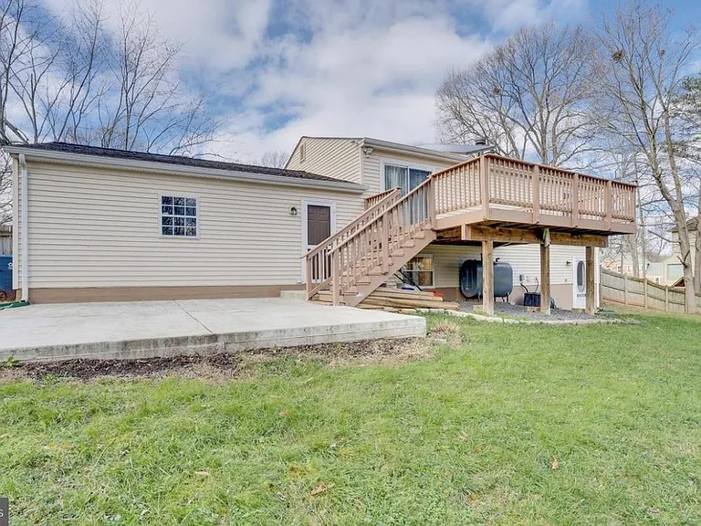 2801 Reign St — Photo 23