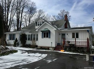 2490 Hemlock Rd, Eden, NY 14057