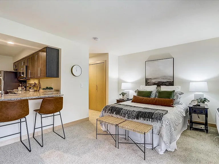 Forest Ridge — Photo 18