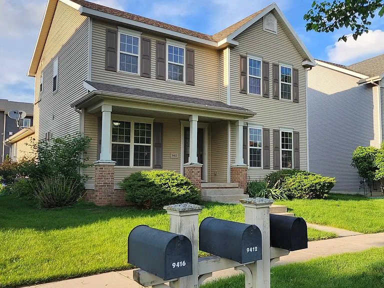 9412 Briar Haven Dr — Photo 2