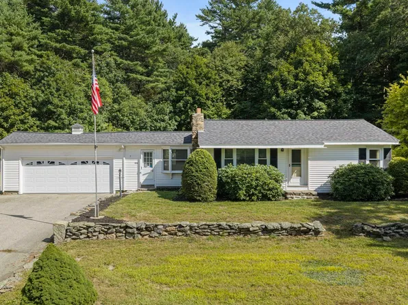 508 Center St, Pembroke, MA 02359