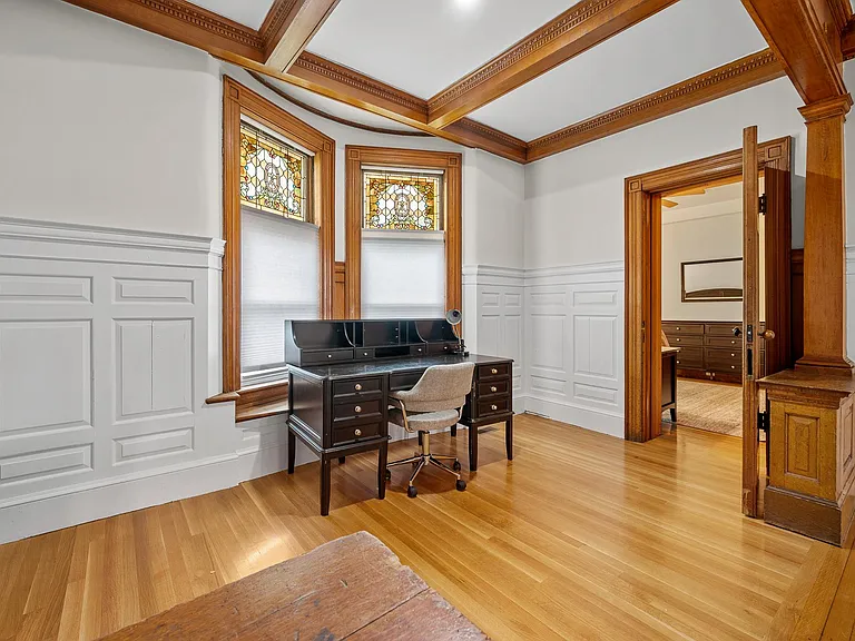 Highland St — Photo 18