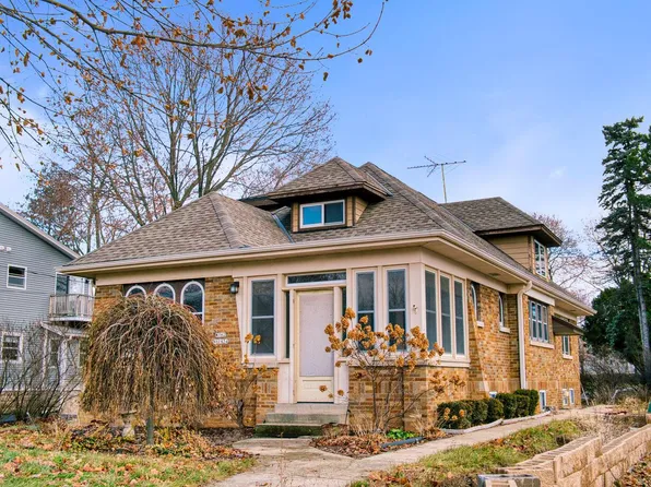 W162N11634 Park AVENUE, Germantown, WI 53022