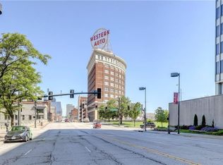 2029 Grand Blvd APT 315, Kansas City, MO 64108