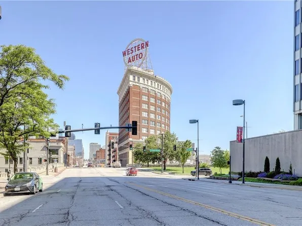 2029 Grand Blvd APT 315, Kansas City, MO 64108