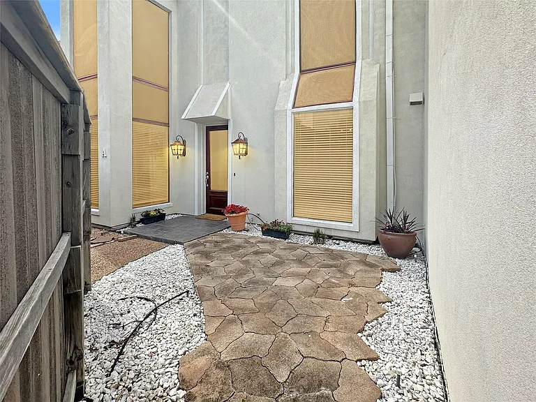 1111 Potomac Dr #A — Photo 24