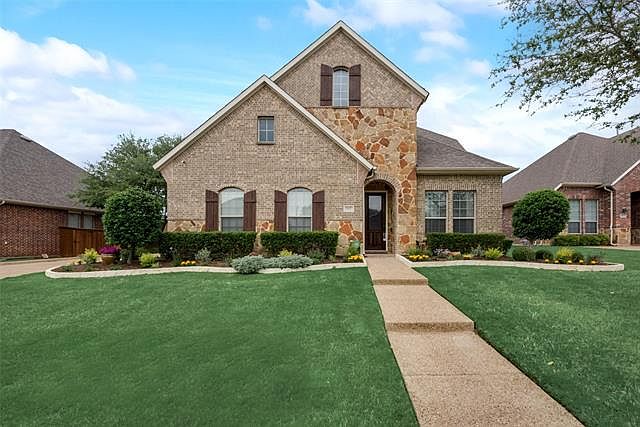 1st image of 5617 Sunnyside Dr