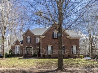 8028 Garnkirk Dr, Huntersville, NC 28078