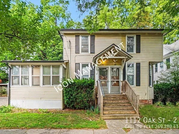 1112 Oak St #2, Kalamazoo, MI 49008