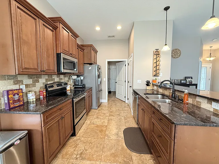 202 Starfish Rd — Photo 10