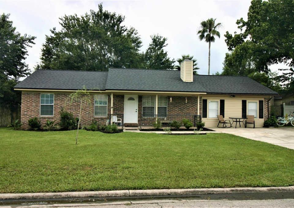 1st image of 1057 Amber Ct