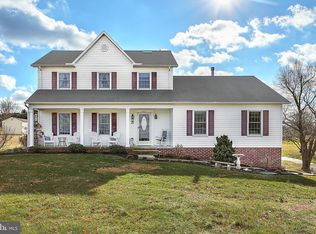 1011 Barts Church Rd, Hanover, PA 17331