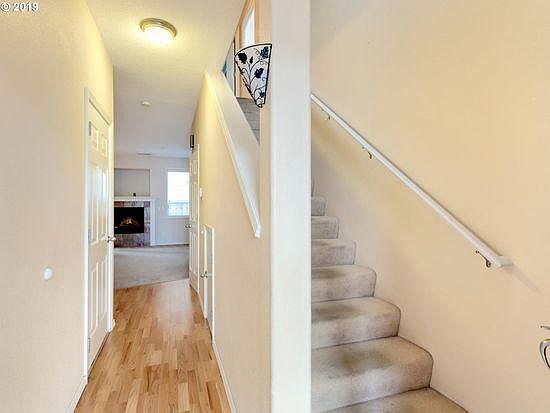 2nd image of 5602 NE 60th Ave