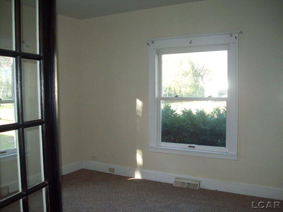 2nd image of 506 W Kilbuck St