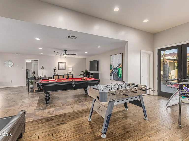 5821 E Cactus Rd — Photo 17